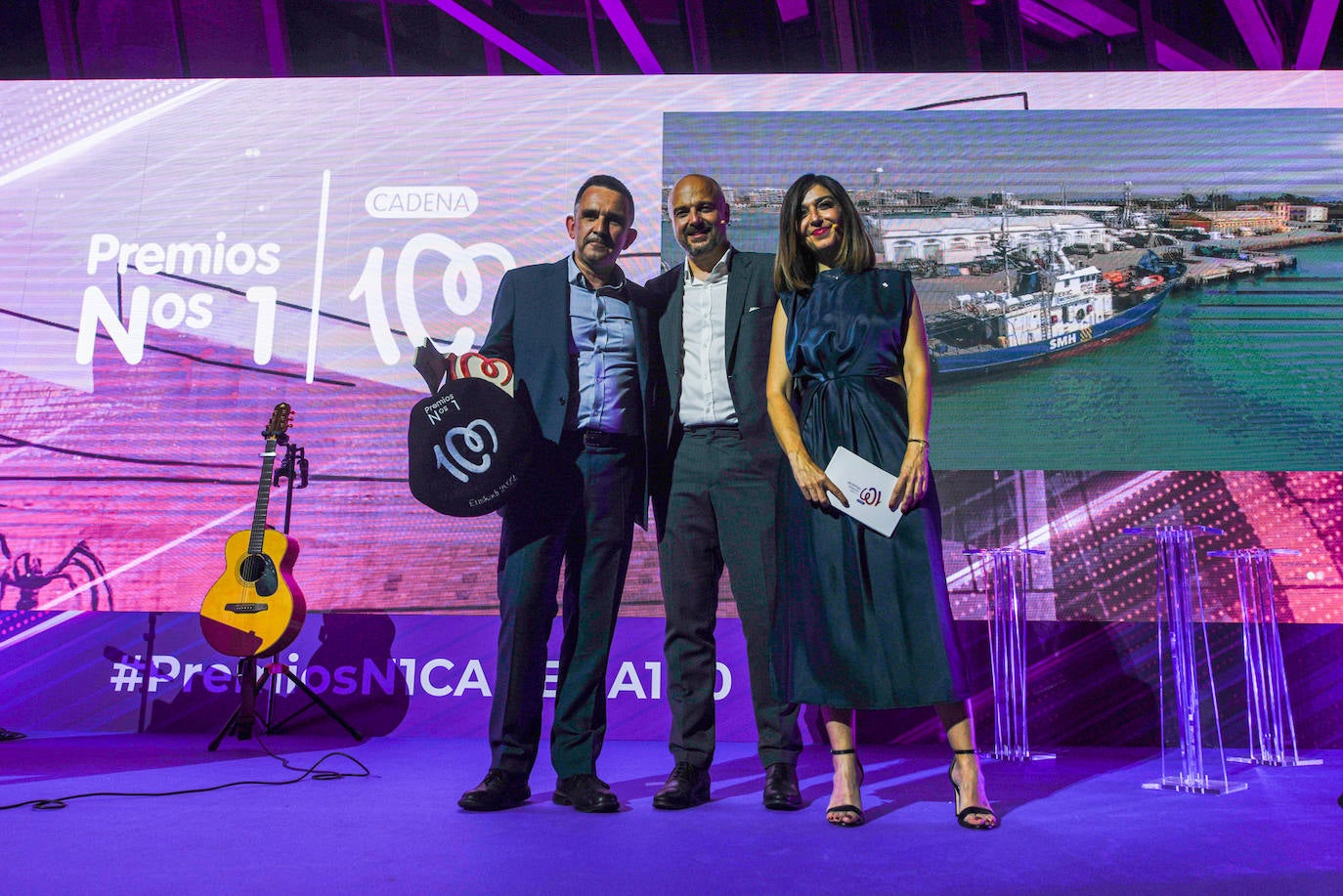 Iñigo Mijangos, 1º oficial a bordo del Aita Mari en el momento de recoger su premio