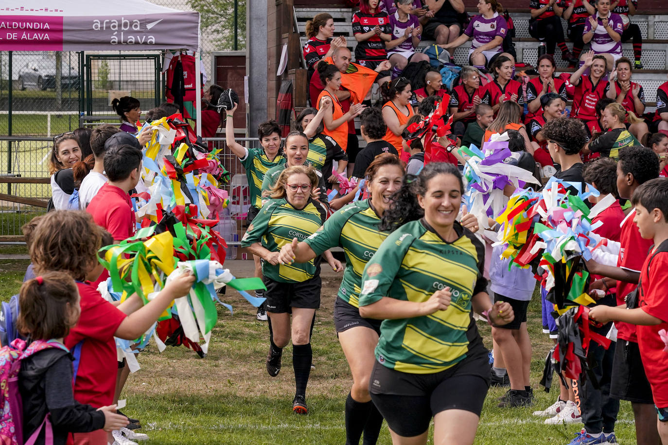 Fotos: Más de 200 madres participan en la tercera edición de la Mater Series en Vitoria