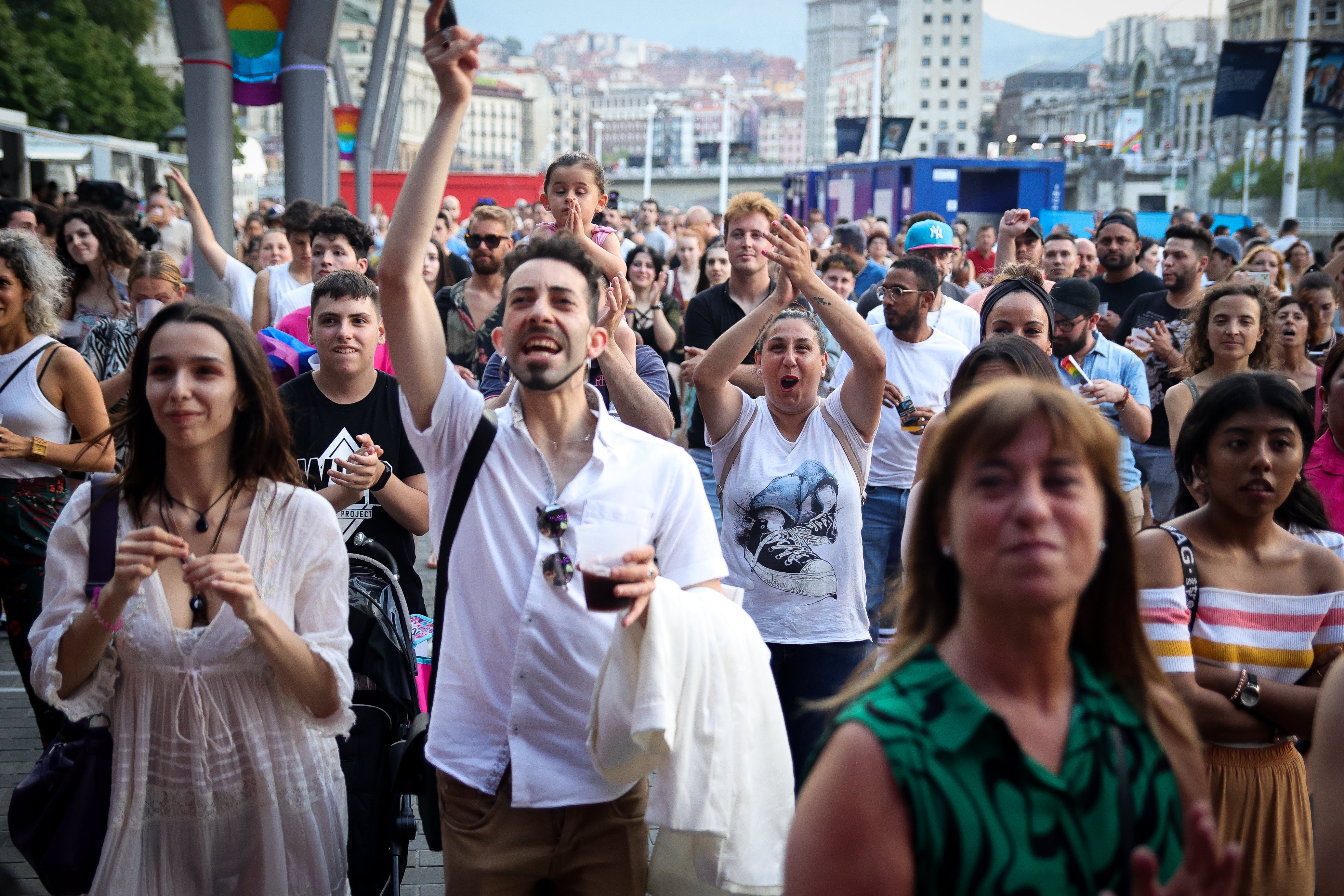 Fotos: Arranca en Bilbao la fiesta del Orgullo