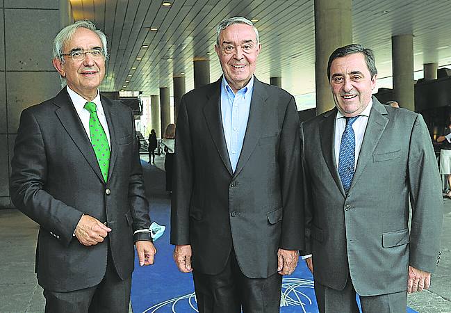 Luis Ramón Arrieta, José Ramón Guerediaga y Juan Carlos Matellanes.