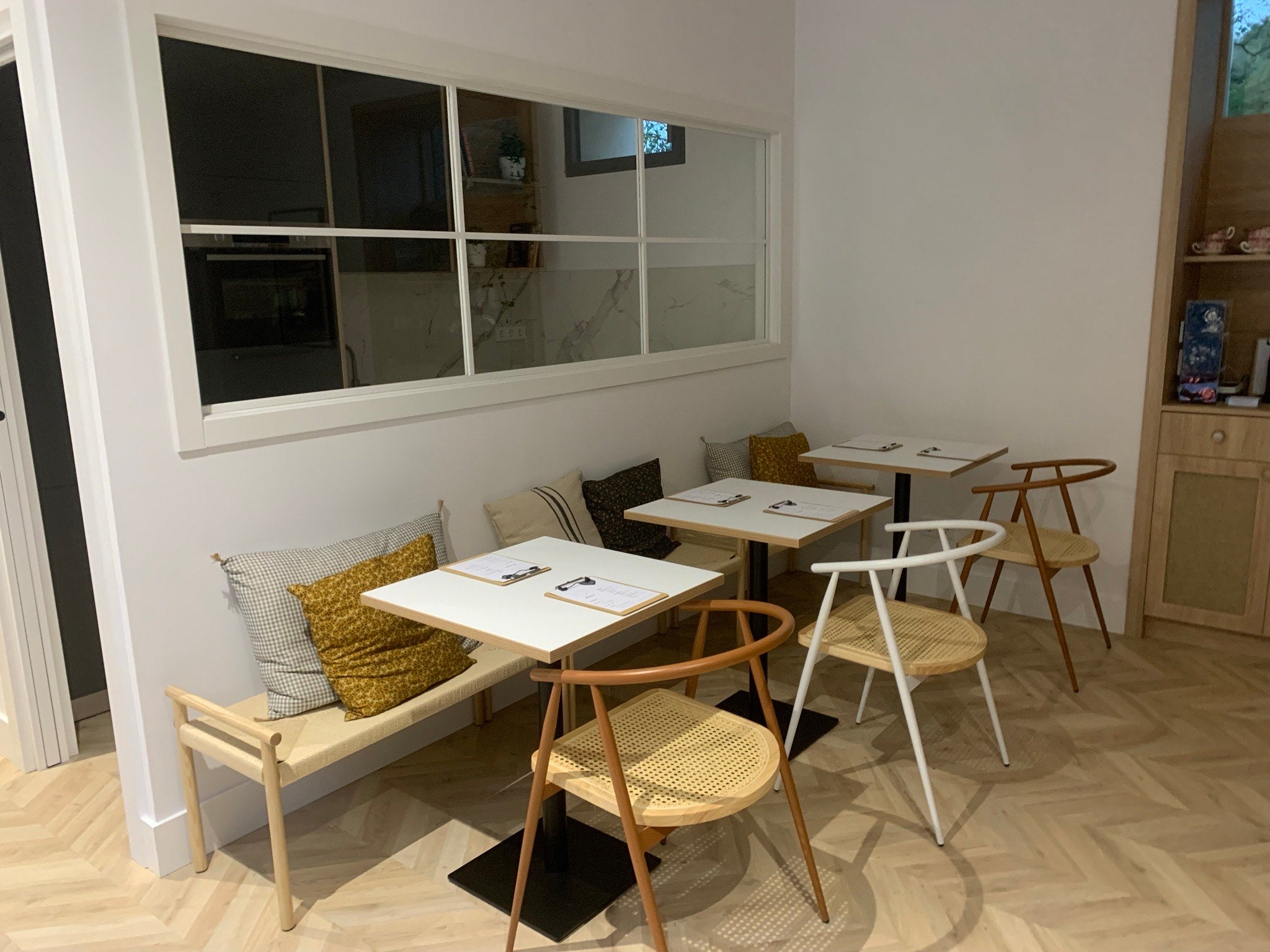 Fotos: Un edificio en ruinas de 1945 convertido en casa rural con encanto en Bakio