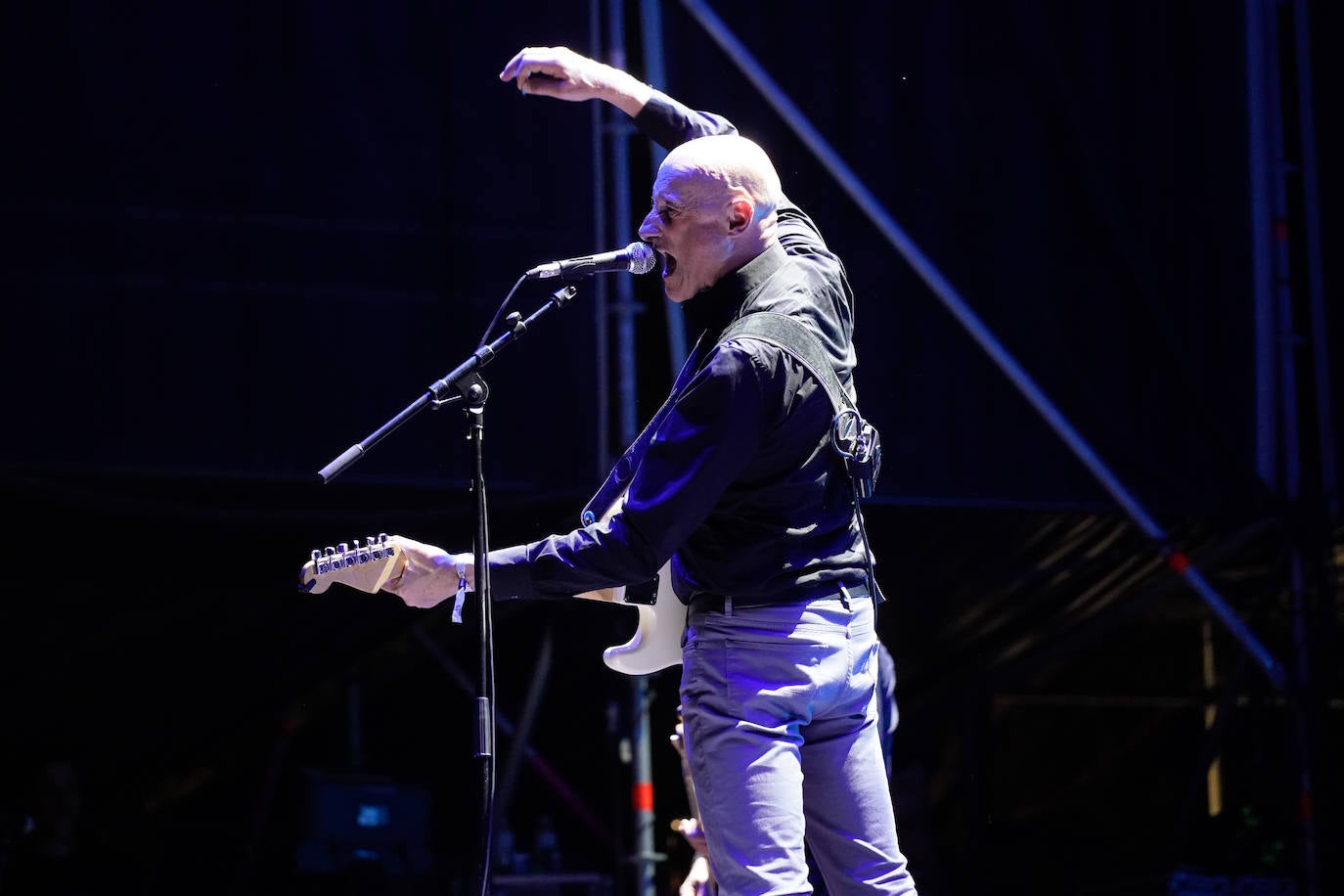 Fotos: Ilegales agotan la segunda noche del Azkena