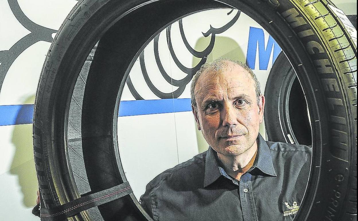 Moñux ha vuelto a Vitoria para dirigir la planta de Michelin en la que ya trabajó entre 2002 y 2011.