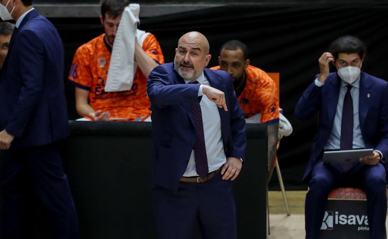 Ponsarnau hizo un gran trabajo durante sus tres años como primer técnico del Valencia. 
