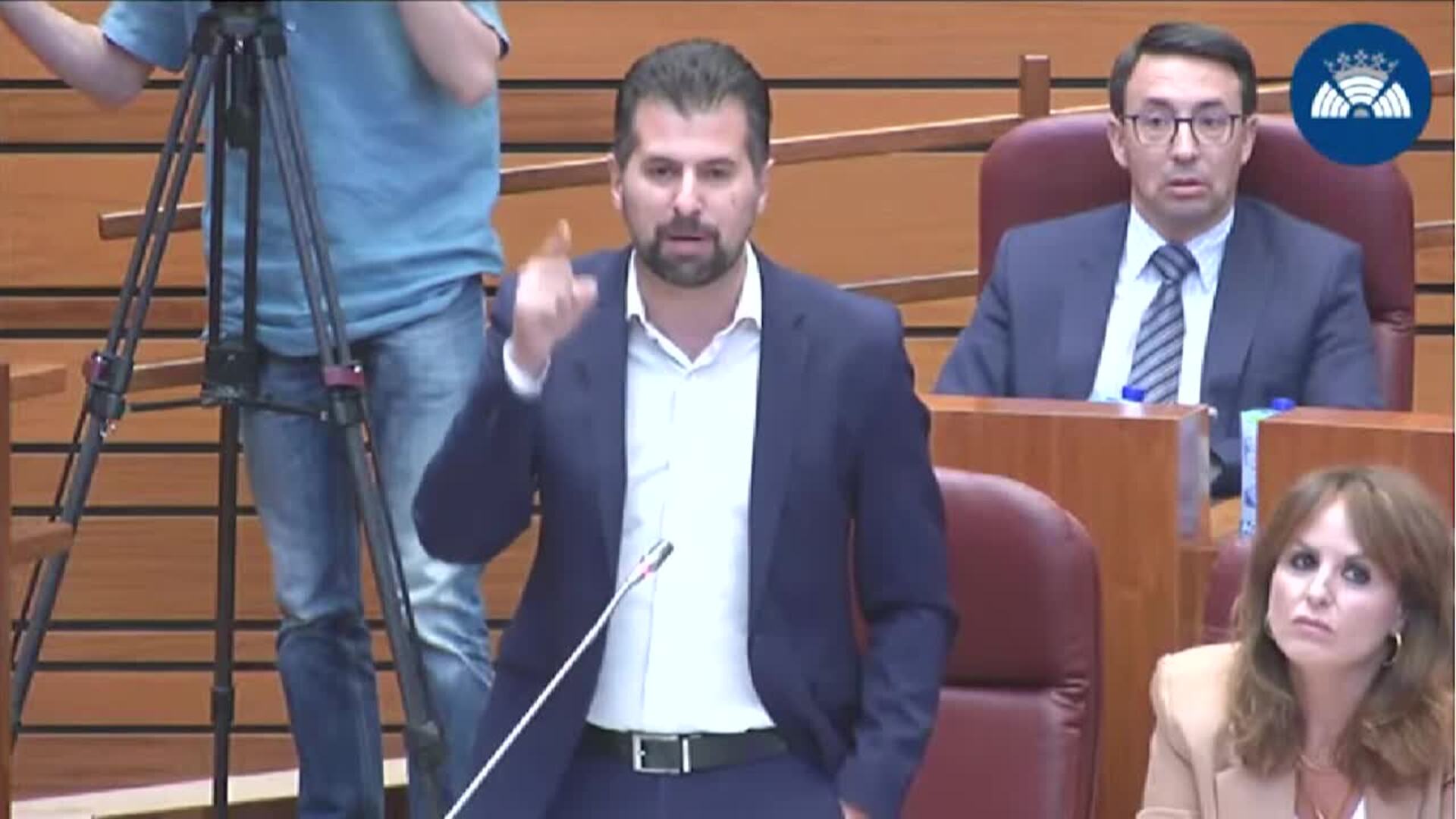 Tudanca pide investigar el incendio y Mañueco le culpa de regodearse: "parece que llevaba gasolina"