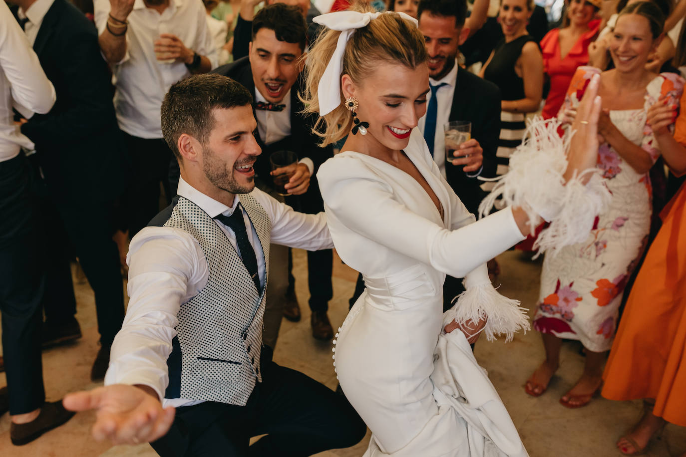 Fotos: Sí, es posible transformar un &#039;look bridal&#039; solo con los accesorios: la novia vizcaína que lo consiguió