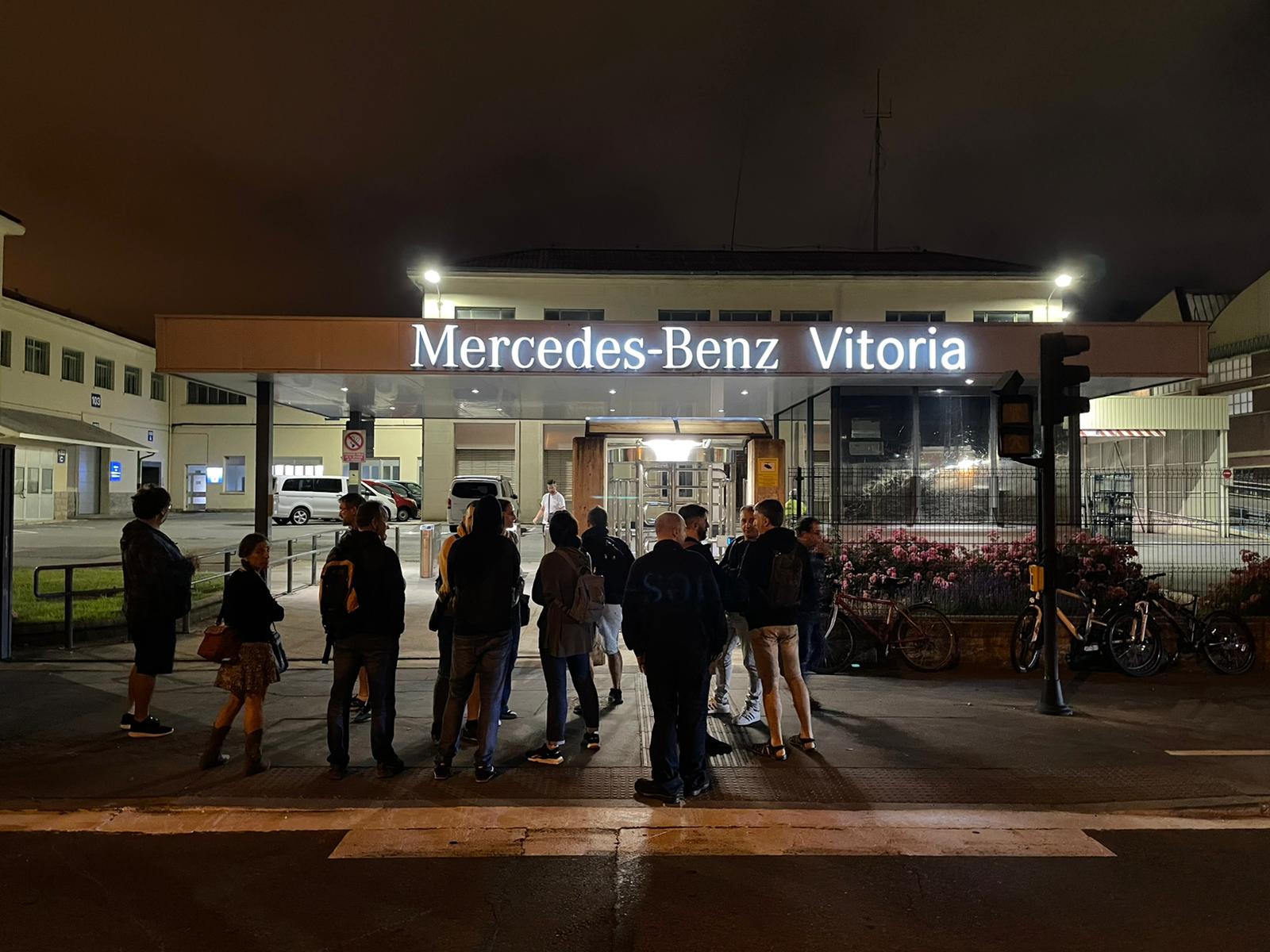 Fotos: La huelga en Mercedes arranca sin incidentes y con «gran respaldo de la plantilla», dicen los sindicatos