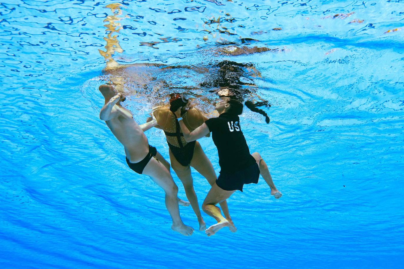 Fotos: Así fue el rescate de una nadadora de morir ahogada en una piscina en el Mundial de Bubapest