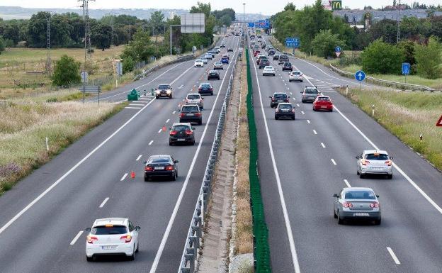 Más de 1.600 radares controlarán tus viajes en coche este verano