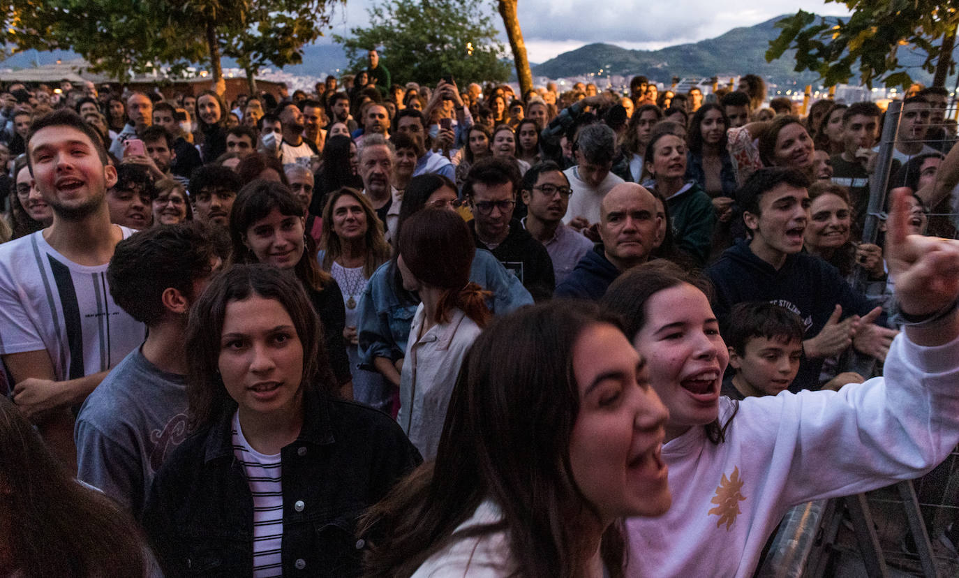 Fotos: Amaia Romero da un concierto especial en Ereaga