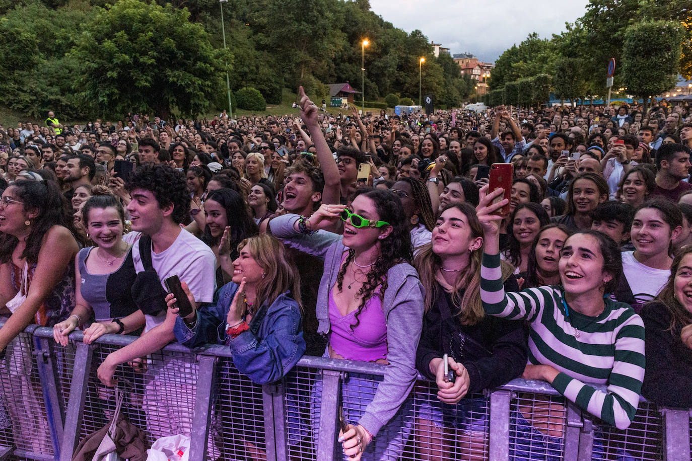 Fotos: Amaia Romero da un concierto especial en Ereaga