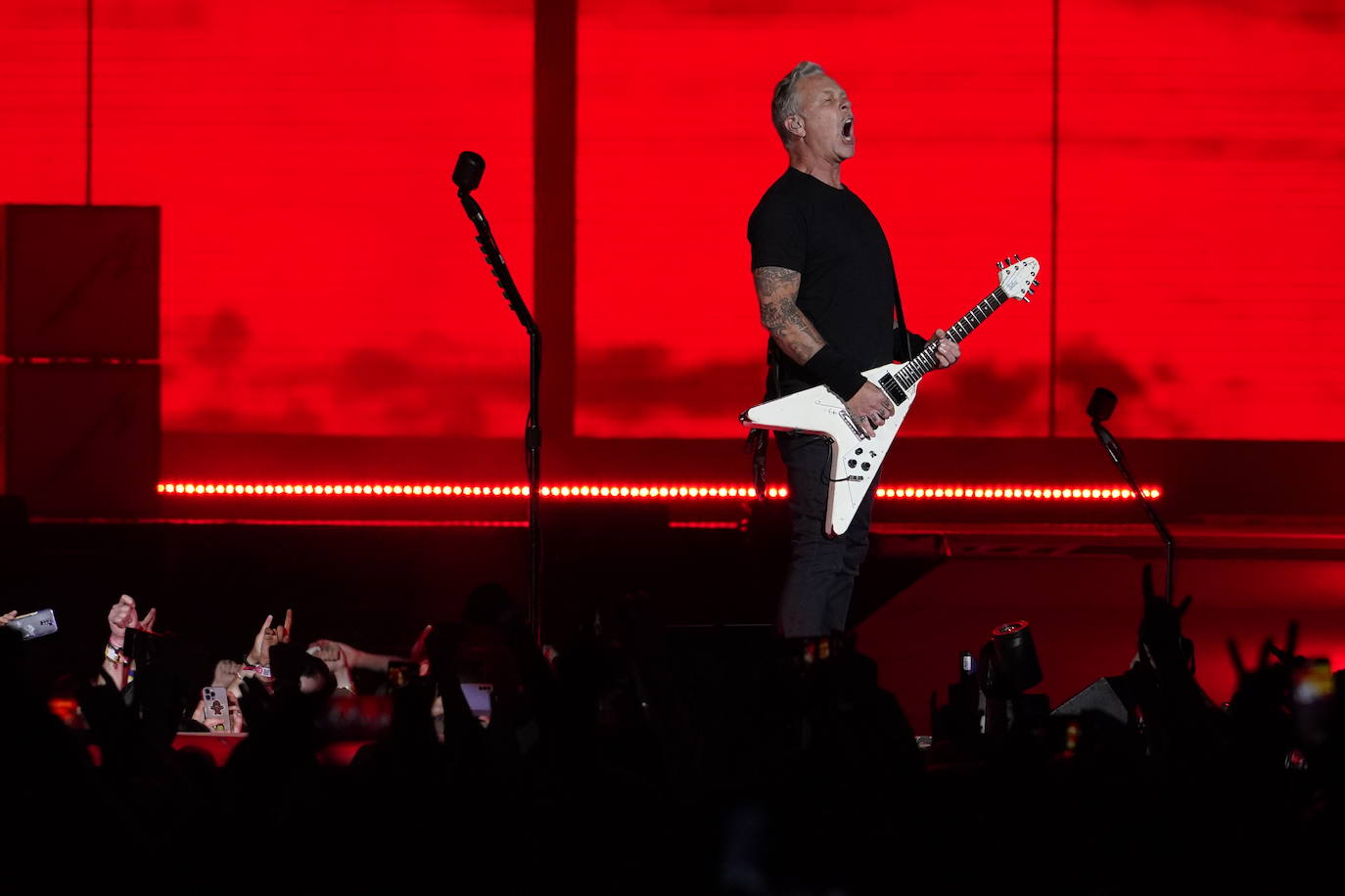 Fotos: El rock inmortal de Metallica inunda San Mamés