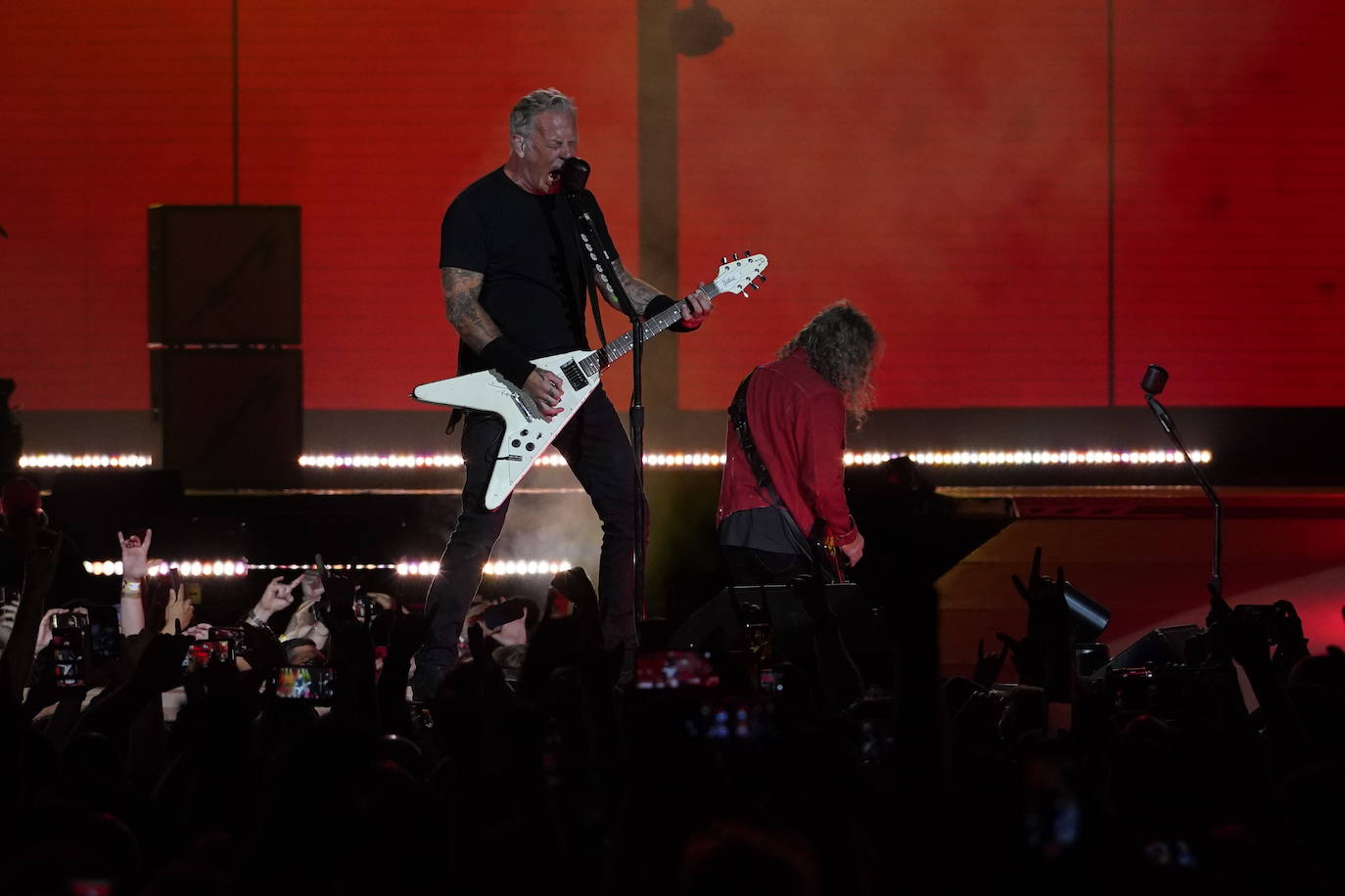 Fotos: El rock inmortal de Metallica inunda San Mamés
