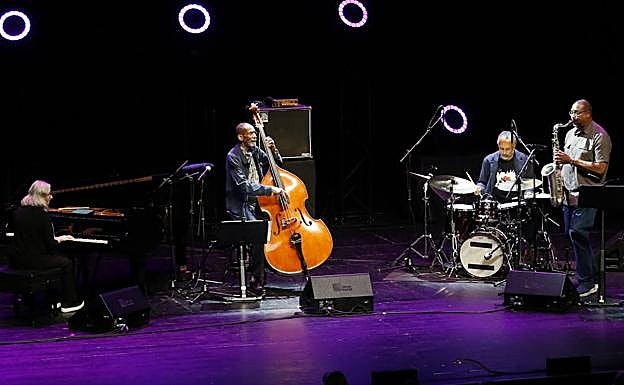 Rosnes, Carter, Crossley y Greene.