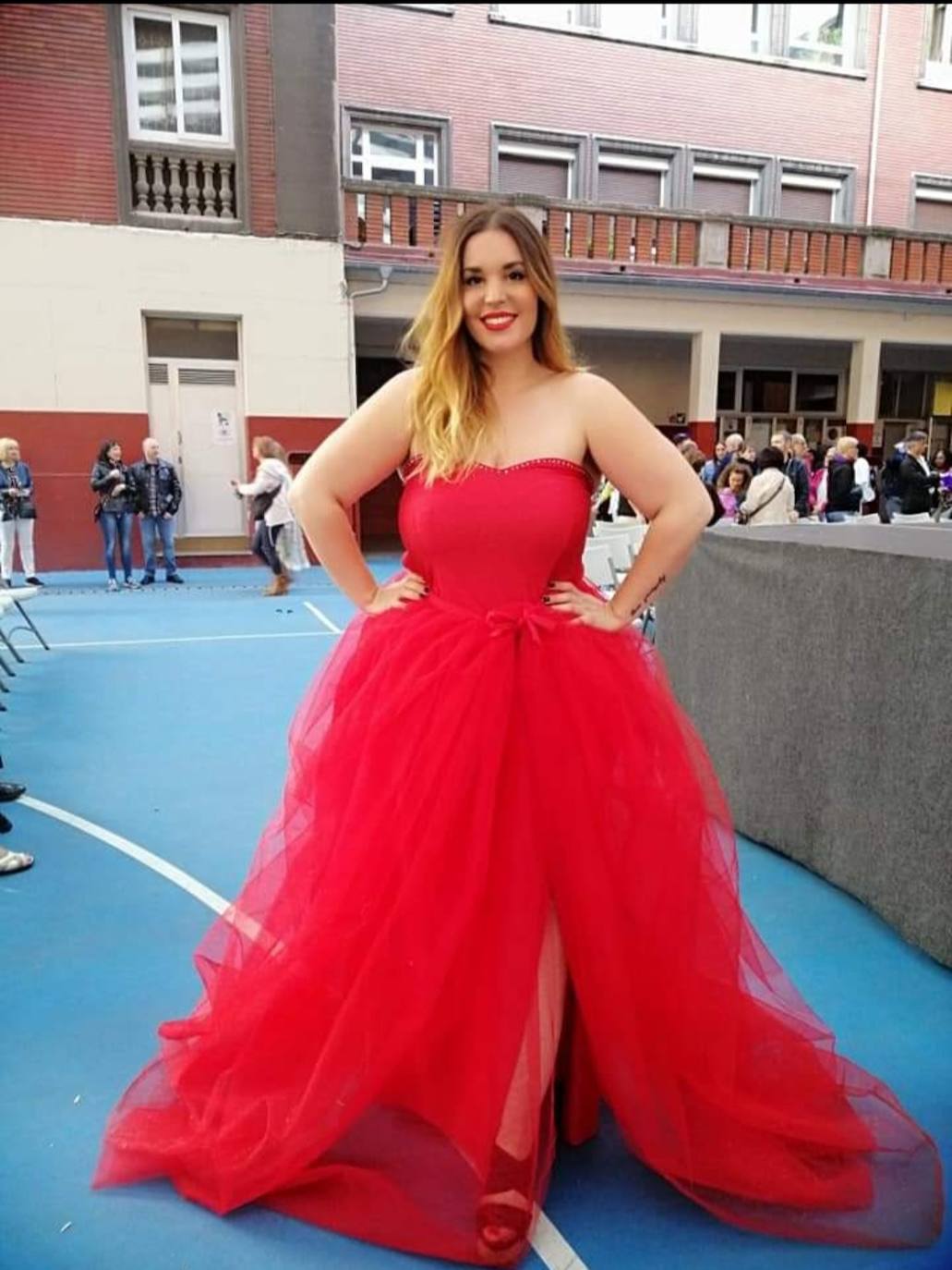 Fotos: Nekane, la modelo &#039;curvy&#039; bilbaína con el pelo rosa que pasó de odiar su cuerpo a triunfar en la moda