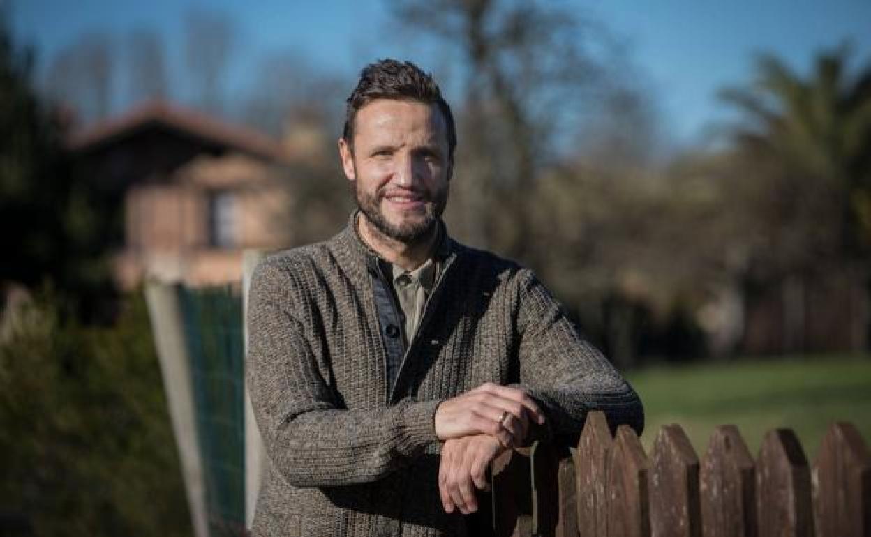 Carlos Gurpegi seguirá al frente del Basconia