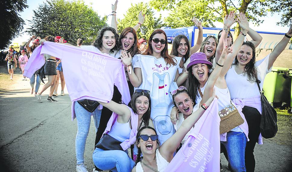 La despedida de Leire, con camisetas inspiradas en Nathy Peluso.