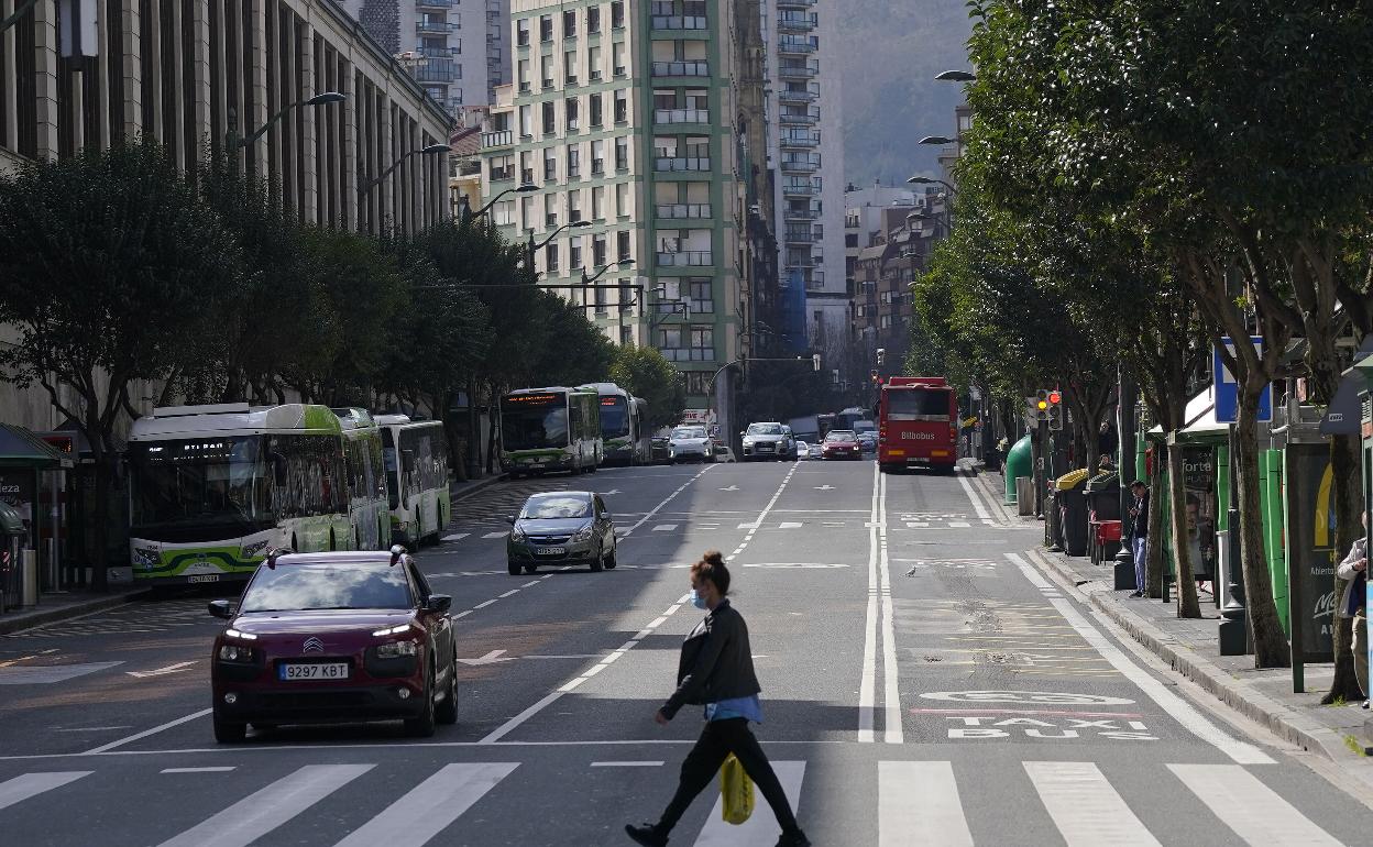 Calle Hurtado de Amezaga, una de las sedes de las Juntas Gnerales de Bizkaia. 