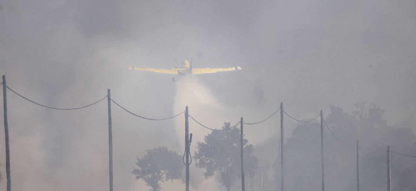 Fotos: El incendio entre Argandoña y Villafranca, en imágenes