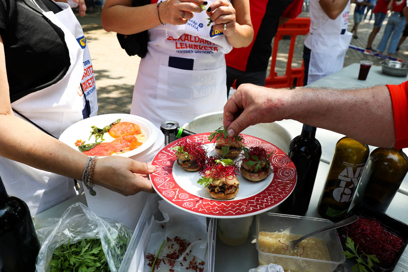 Fotos: Las comparsas de Bilbao celebran su día a un mes de Aste Nagusia