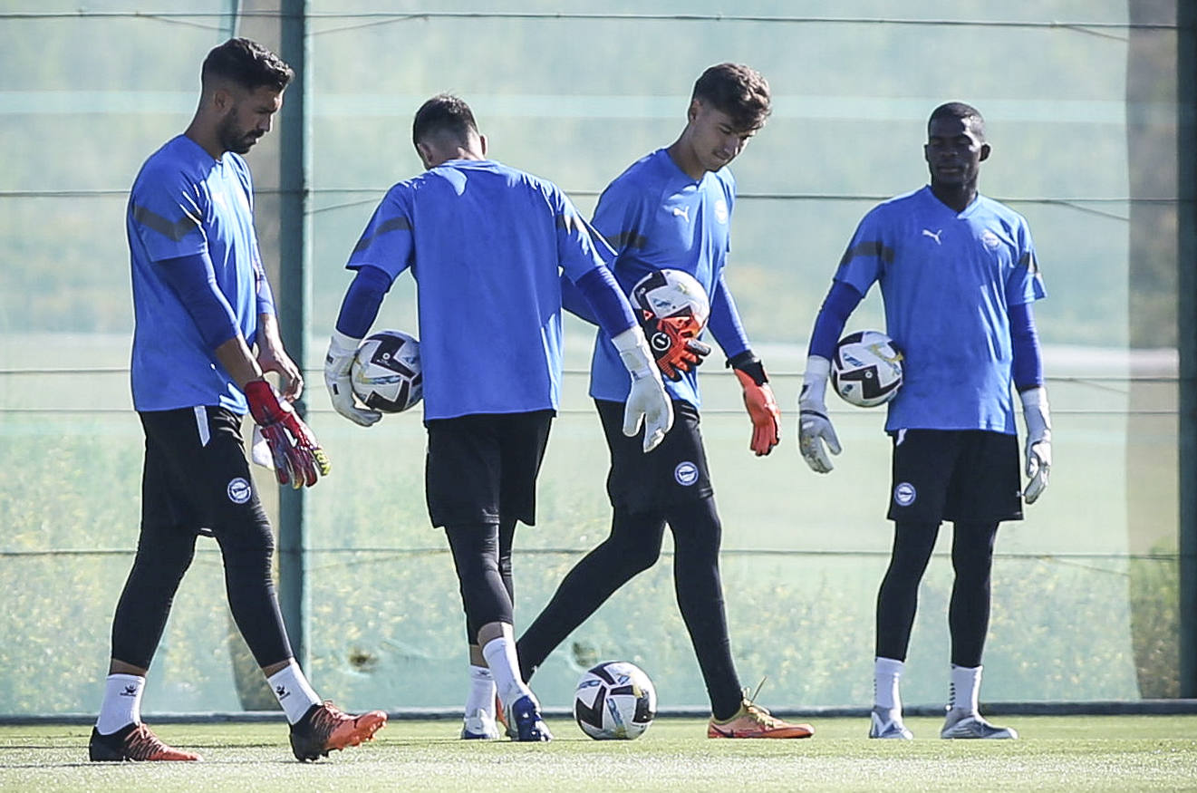Fotos: El entrenamiento del Alavés, en imágenes