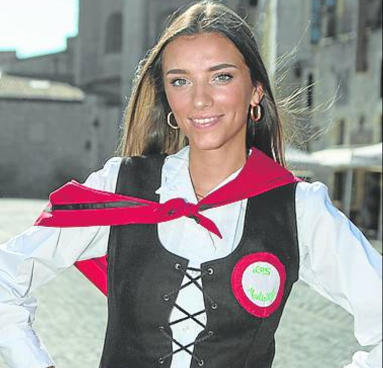 Irati, en la plaza del Machete.