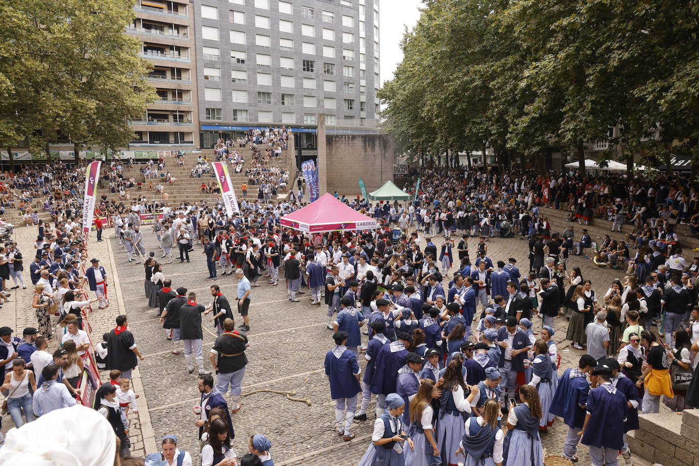 Fotos: Las pruebas de herri kirolak celebradas en Fueros, en imágenes
