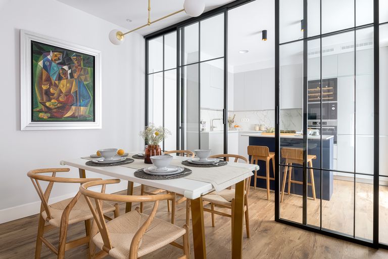 Fotos: Un piso viejo del Ensanche convertido en una casa de revista para un matrimonio y su hijo