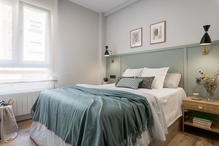 Fotos: Un piso viejo del Ensanche convertido en una casa de revista para un matrimonio y su hijo