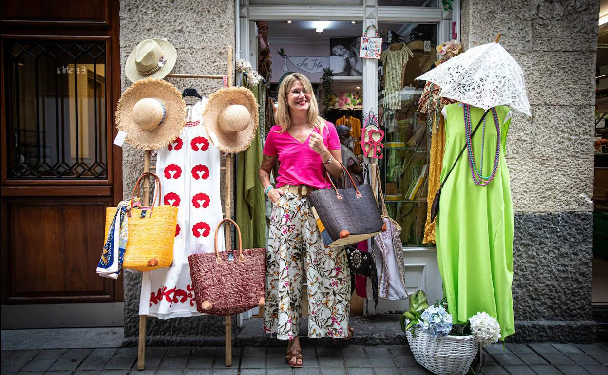 Tiendas en Bilbao: ¿Ibiza o Bilbao? La tienda de espíritu bohemio que  conquista al mundo con su ropa diferente | El Correo