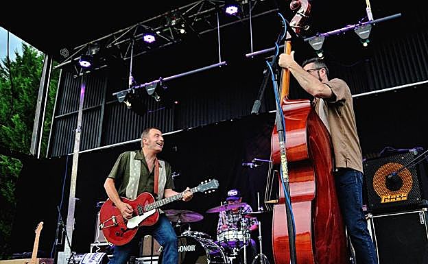 Hendrik Röver & Los Míticos GTs.