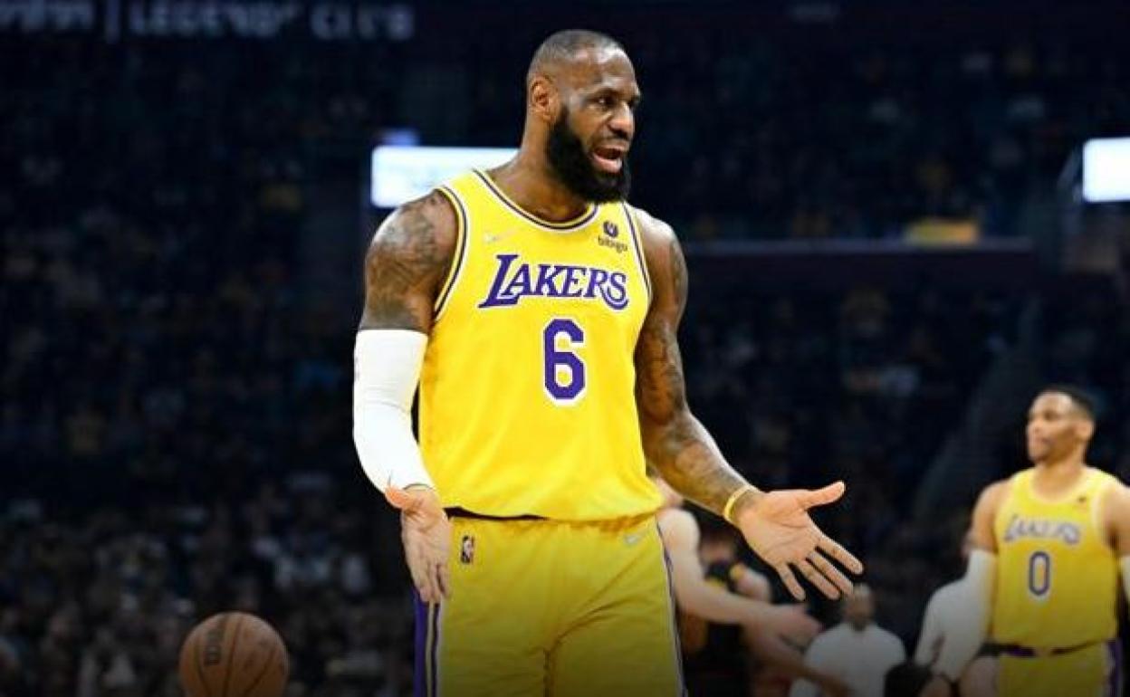 Magicek LeBron zenbakirik gabe utzi nahi du