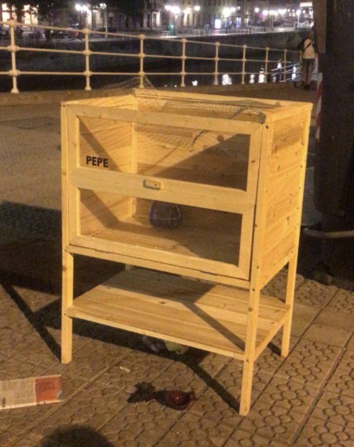 Fotos: &#039;Stooping&#039;, el fenómeno de recuperar muebles de la basura por Instagram que arrasa en Bilbao