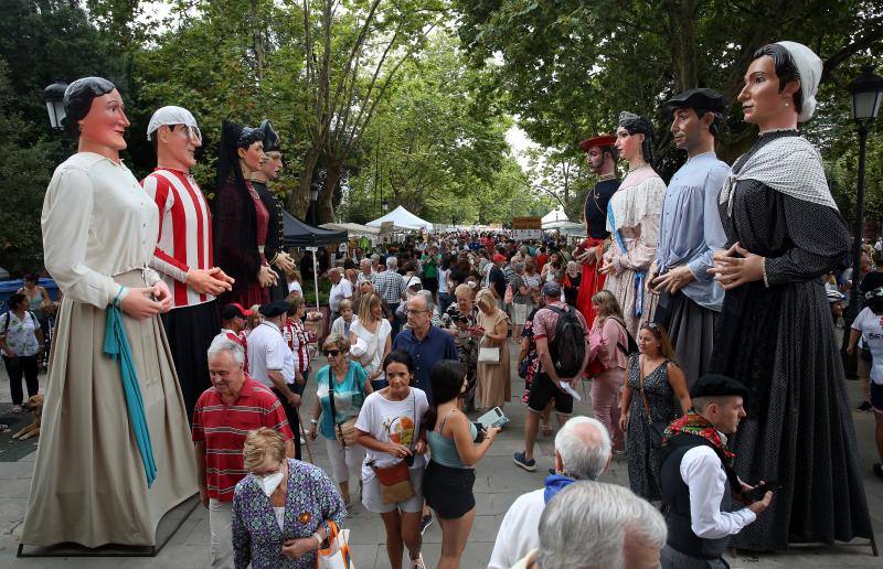 Fotos: Miles de fieles acuden para ver a la &#039;Amatxu&#039; en Begoña