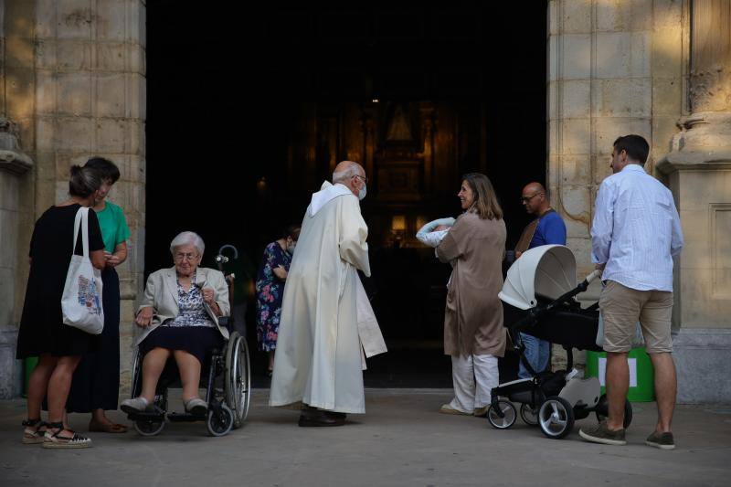 Fotos: Miles de fieles acuden para ver a la &#039;Amatxu&#039; en Begoña