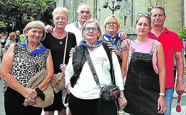 Francis Laso, Rosa Pena, Alberto Pena, Flori Laso, Agus Laso, Naia Txamorro y Blas Txamorro