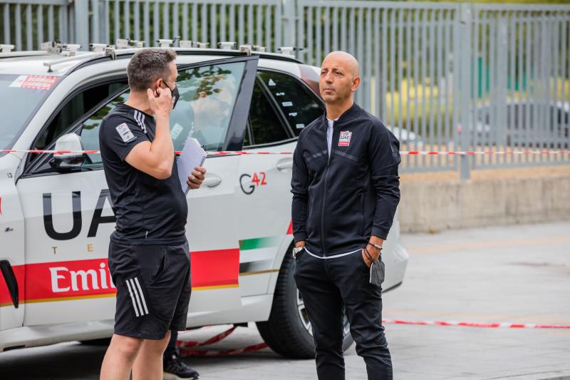 Fotos: La Vuelta calienta motoroes en Vitoria