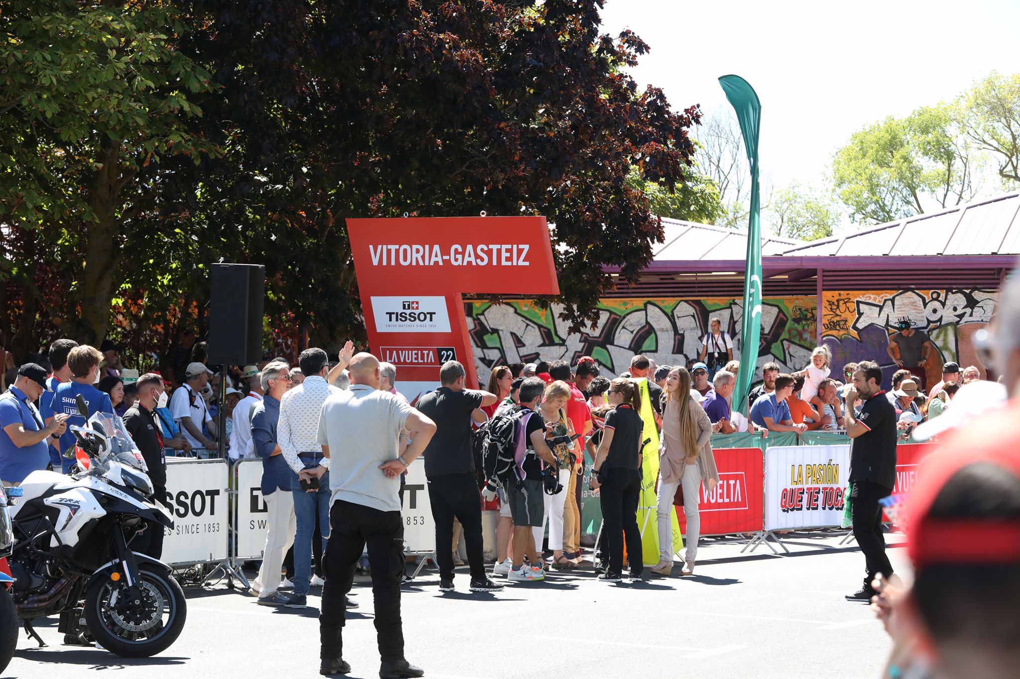 Fotos: Las mejores fotos de la cuarta etapa de La Vuelta en Álava