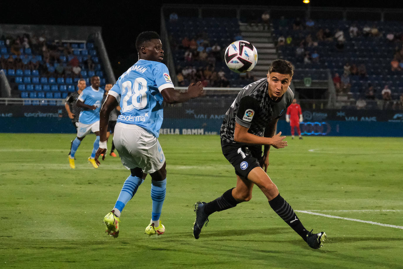 Fotos: Las mejores imágenes del Ibiza-Alavés