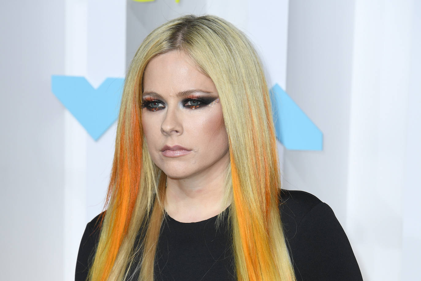La cantante estadounidense Avril Lavigne asiste a los MTV Video Music Awards de 2022.