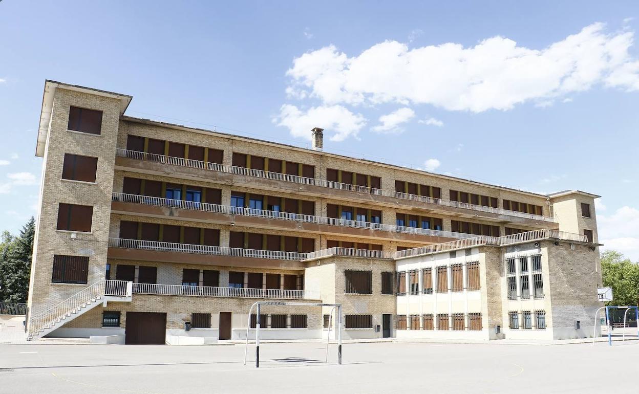 Colegio San Ignacio, en Adurza.