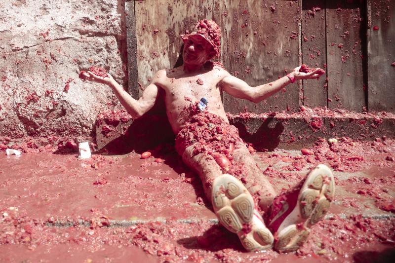 Fotos: Vuelve la fiesta del tomate a las calles de Buñol tras dos años de parón