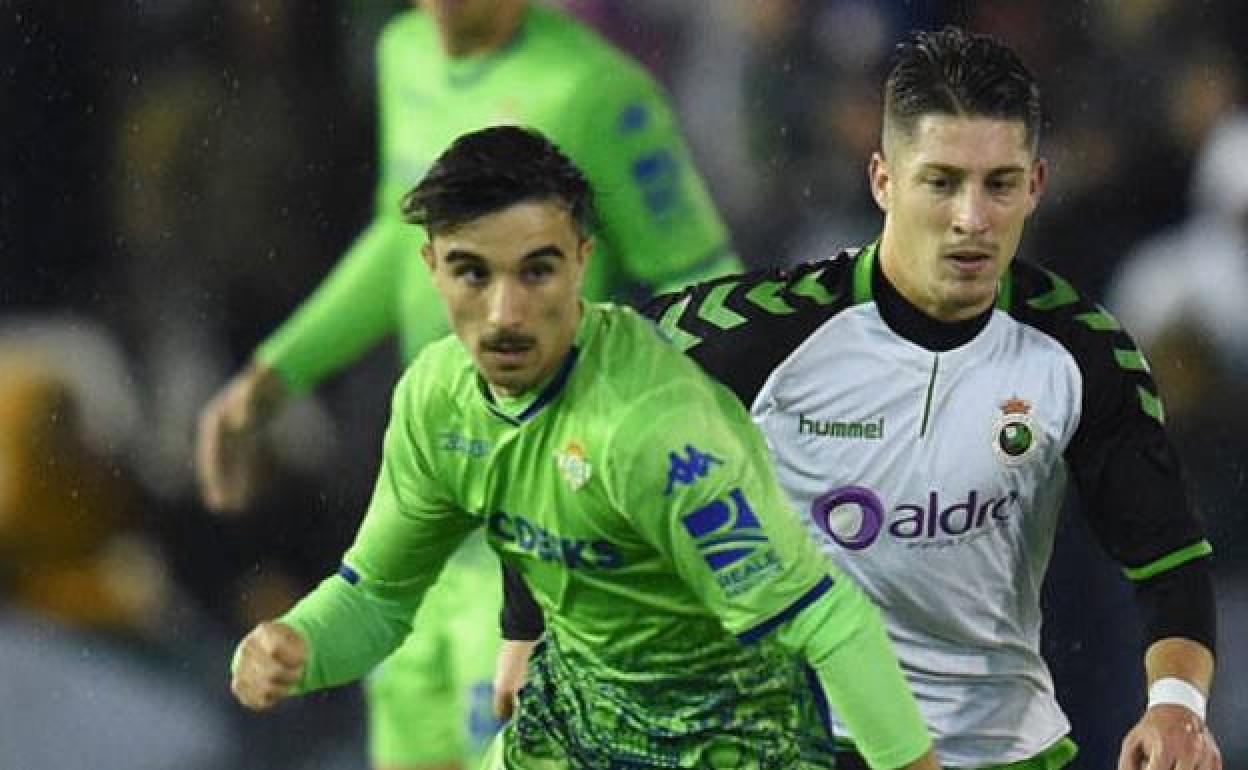 Rober González, durante su etapa como jugador del filial del Real Betis. 