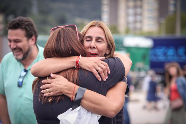 Fotos: Concentración de concuctoras de camión en Barakaldo