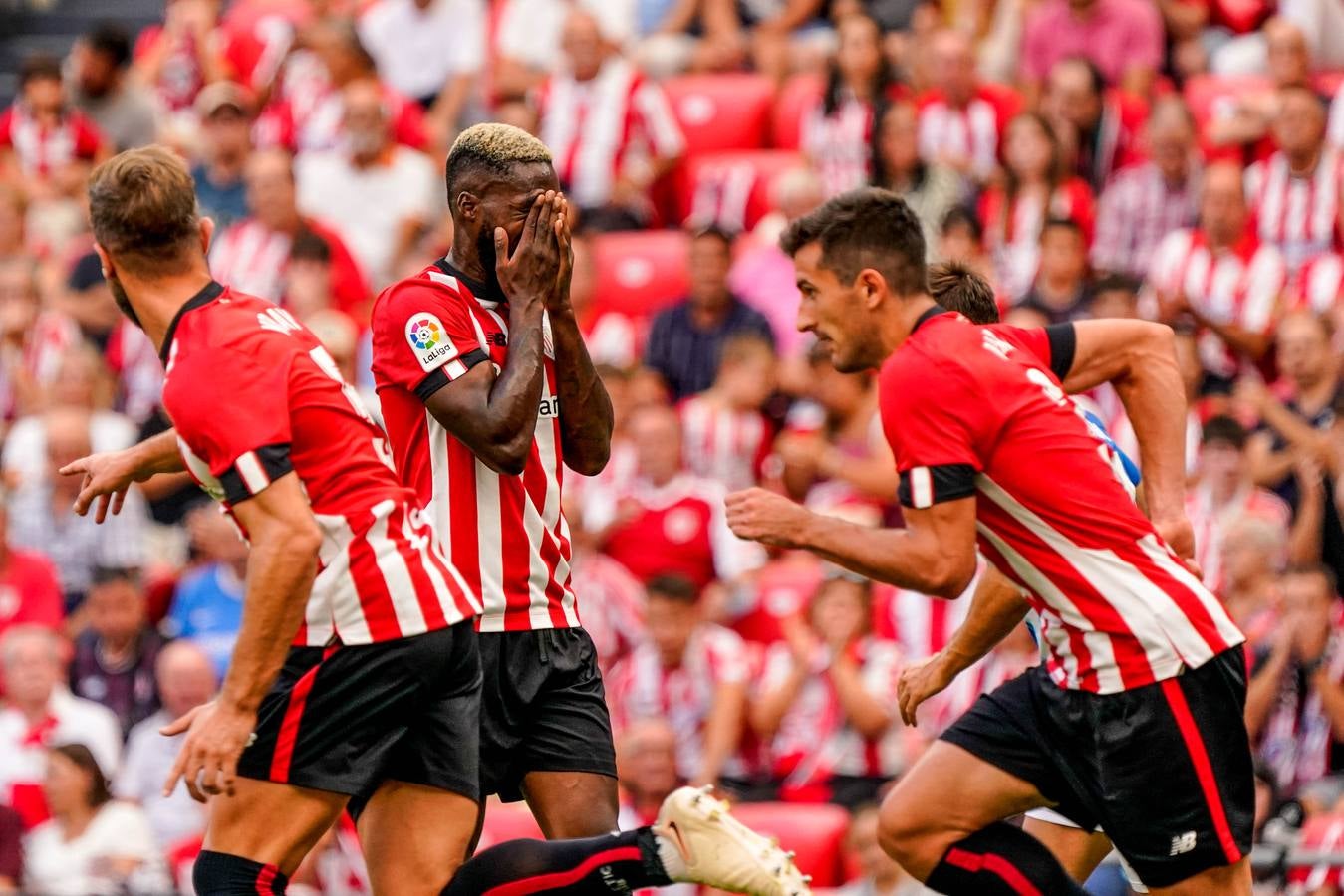 Fotos: Las mejores imágenes del Athletic- Espanyol en San Mamés