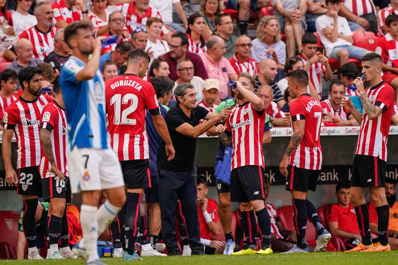 Fotos: Las mejores imágenes del Athletic- Espanyol en San Mamés