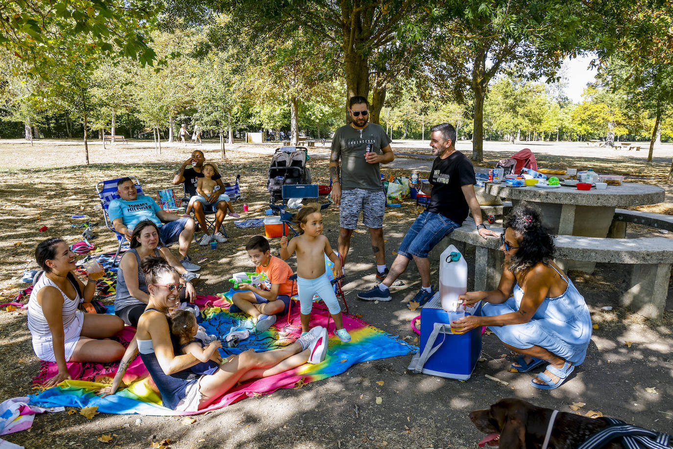 Fotos: Caluroso domingo en Álava, donde los termómetros han alcanzado los 35º