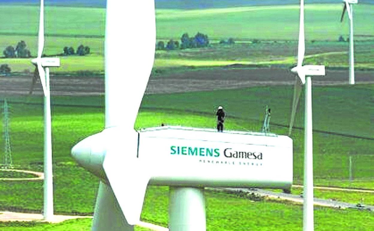 Aerogeneradores terrestres de la eólica vasca Siemenes Gamesa. 