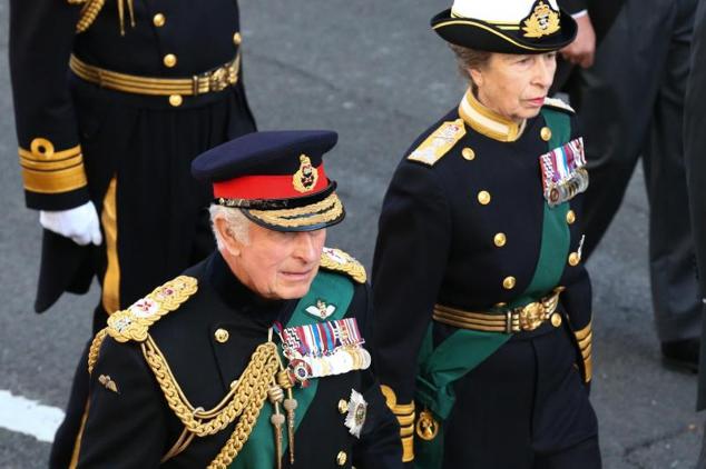 Fotos: Procesión de Isabel II en Edimburgo