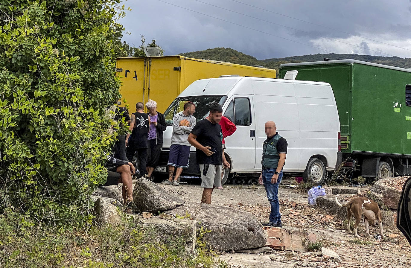 Fotos: La macrofiesta que empezó en Legutio y terminó en Treviño